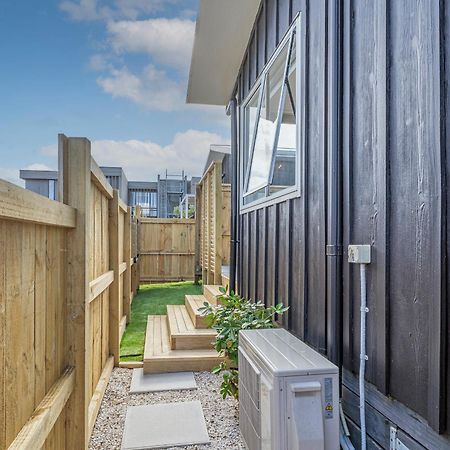 Retreat By The Beach - Pauanui Holiday Home Luaran gambar