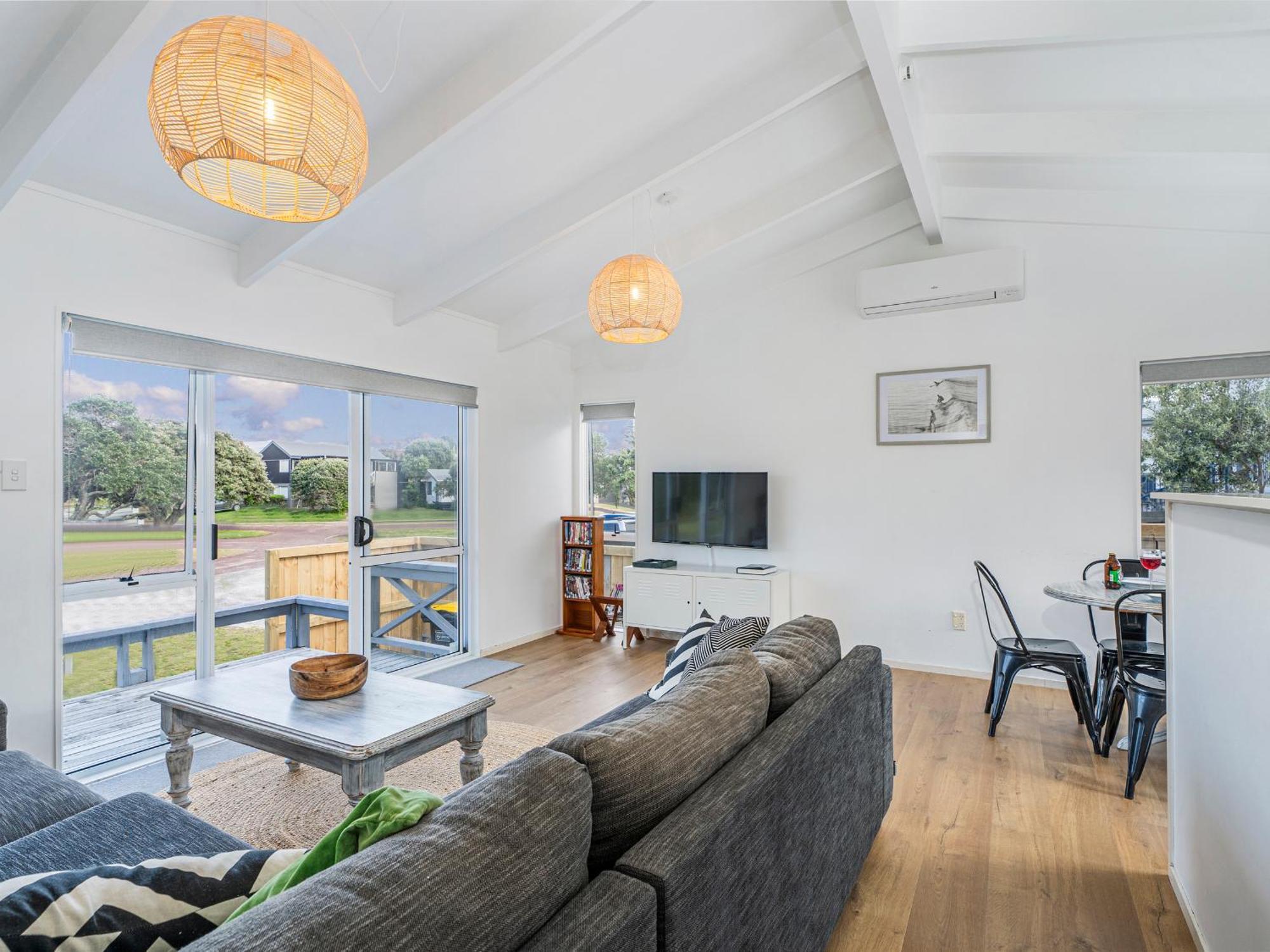 Retreat By The Beach - Pauanui Holiday Home Luaran gambar