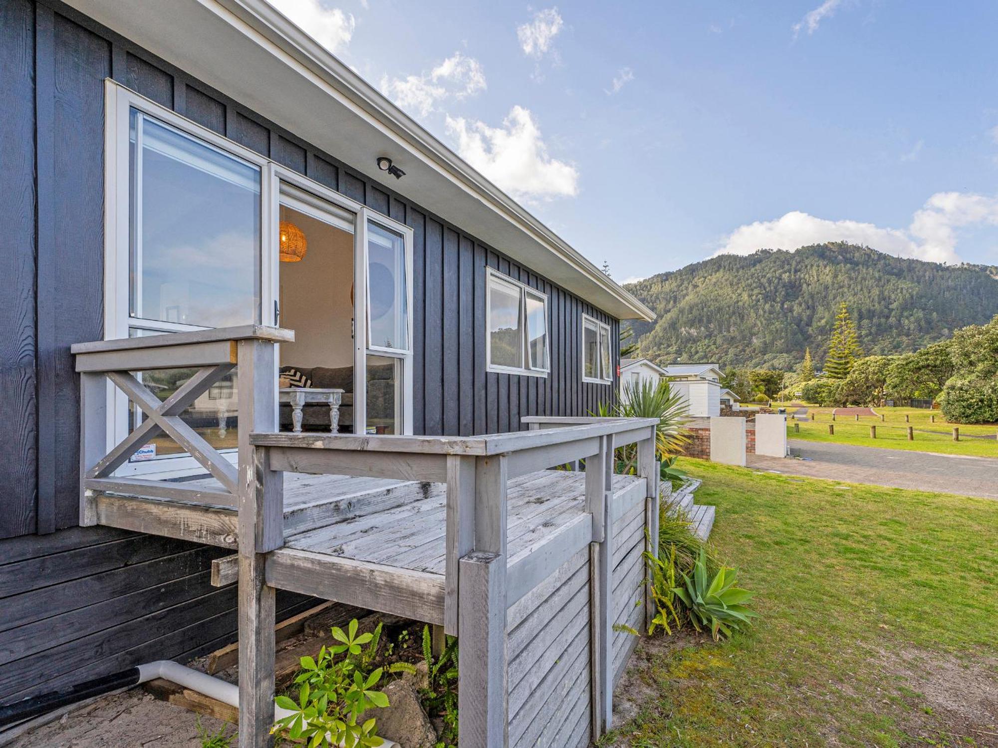 Retreat By The Beach - Pauanui Holiday Home Luaran gambar