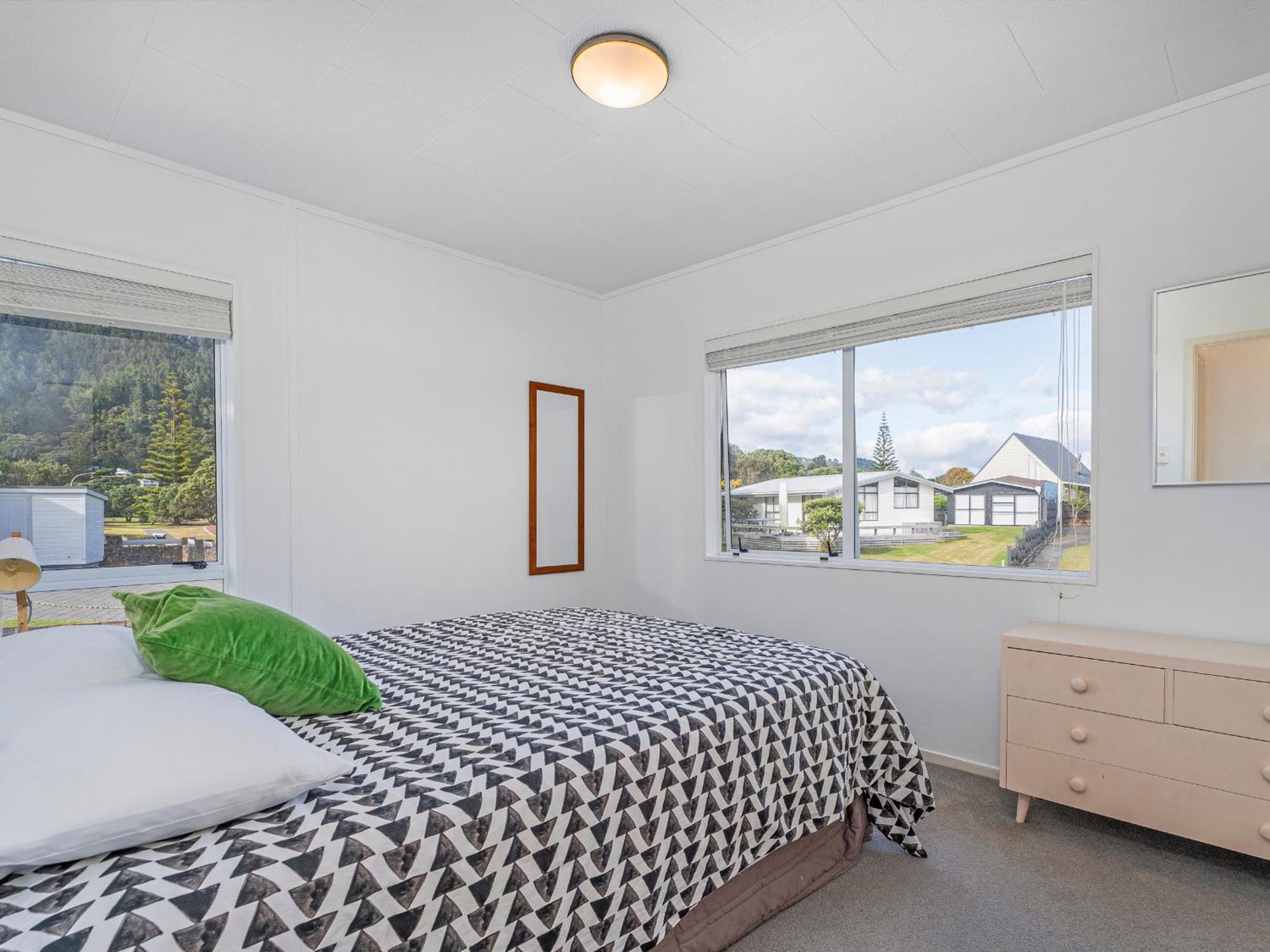 Retreat By The Beach - Pauanui Holiday Home Luaran gambar